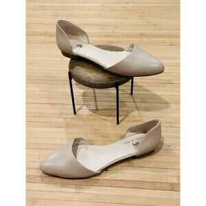 Brooks Brothers Women’s 6.5 Beige Modern Casual Flat Leather Pointed Shoes NWOB